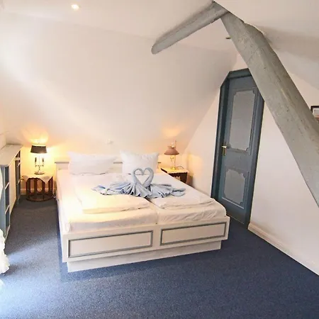 Sybille Im Alten Friesenhaus Apartment